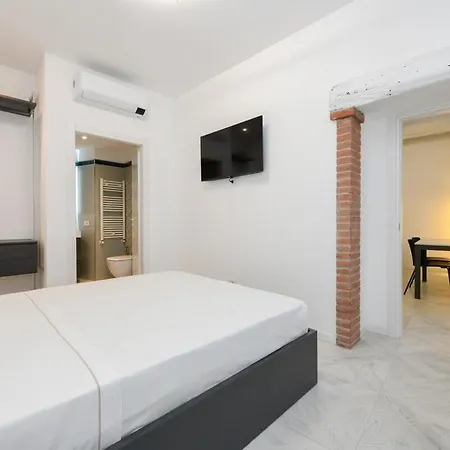 Lakefront And Downtown Within Walking Distance! Apartmán Como